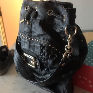 Guess bucket bag